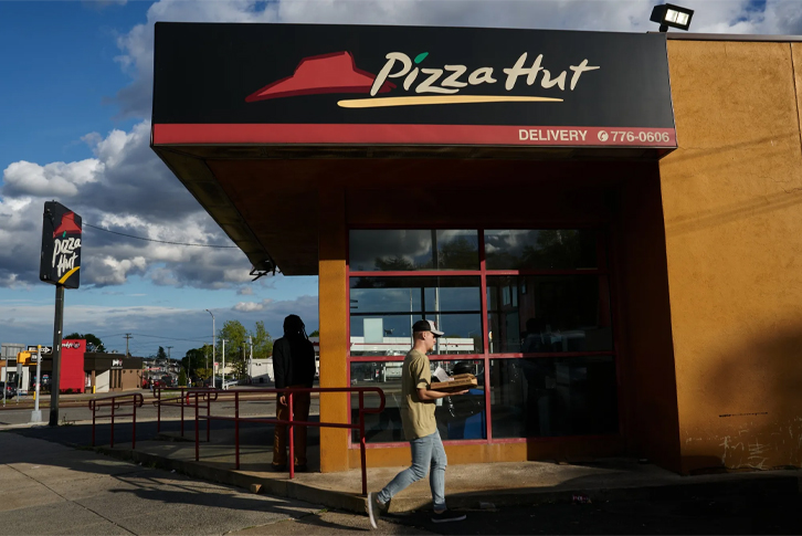 Nhà hàng Pizza Hut tại Mỹ giữa giai đoạn ngành thức ăn nhanh cạnh tranh khốc liệt